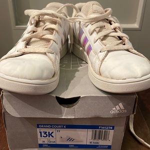 Adidas Girls Grand Court tennis shoes. USED. Size 13